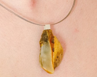 Amber Pendant, amber necklace,genuine amberstone BROWN BLAU, sterlig silver, pendant with chain handmade, New, UNIQUE