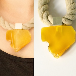 Amber Pendant, YELLOW, genuine Amberstone,  sterling Silver 925, Bernsteinanhänger,modern,bärnsten,giftbox,for she,handmade,Unique