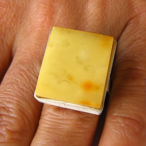 Amber Ring Sterling Silver YELLOW  genuine Amber Sterling silver, ambre, anillo, for her unique statement ring Handcrafted Silver Ring