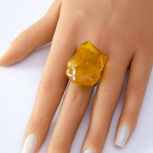 Amber Ring  YELLOW, Amber Jewelry sterling Silver rail, genuine amber, modern design, Bernstein Ring, Handmade