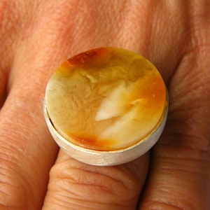 Amber Ring YELLOW, Amber Jewelry sterling Silver rail, genuine amber, modern design, for she, giftbox, シルバー リング,New, UNIQUE - Handmade