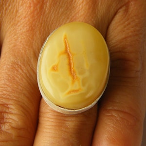 Amber Ring, YELLOW, matte sterling Silver 925 rail,genuine amber,anillo ámbar,rav ring,anel,ambre,bärnsten,bernsteinring, 琥珀戒指, Handmade