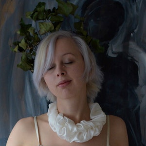 White Bubble-blossom Silk Neckpiece statement bridal necklace ruff chunky puffy silk bib necklace orchid agapanthus moonflower bridesmaid image 4