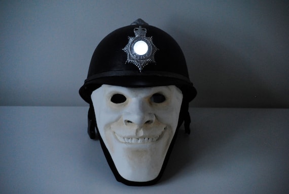 We Happy Few Bobby /'s mask and hat