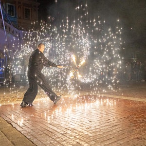 Pyro Dragon Staff /// VIDEO /// Dance * Performers * Bellydance * Practice * Festival