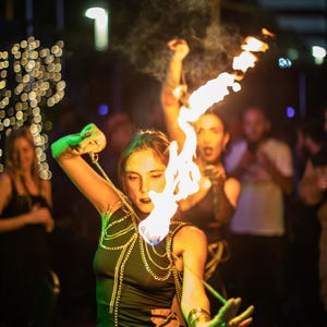 Fire Fly, kevlar TRAVEL FRIENDLY Gift for performers Belly Dance Flow Fire Light Prop