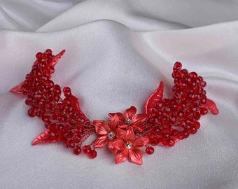Cute Model Side Buckle With Red Color Crystal Beads and Flowers