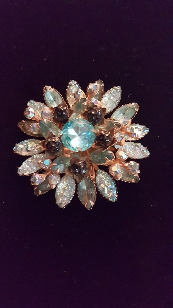 Blue Rhinestone Brooch, Iridescent, aqua, light bl