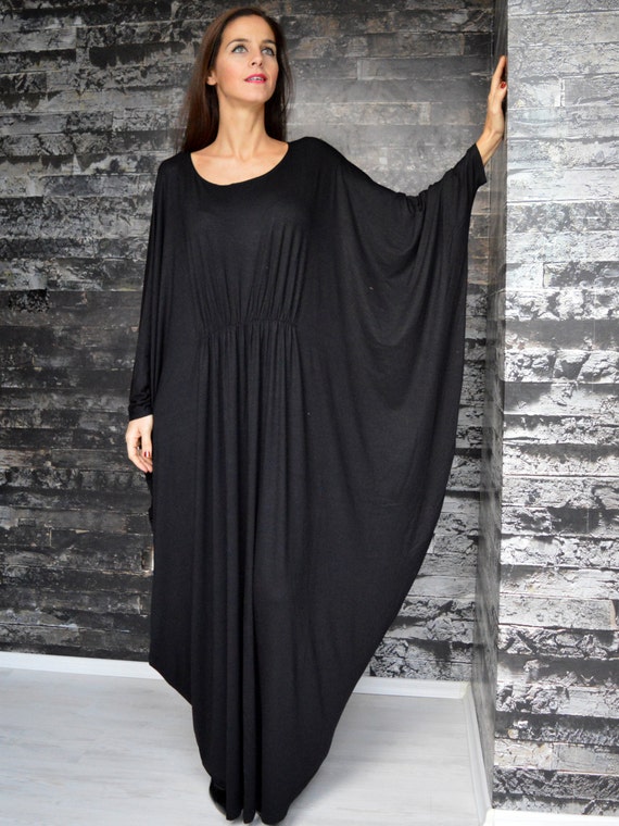 black caftan dress