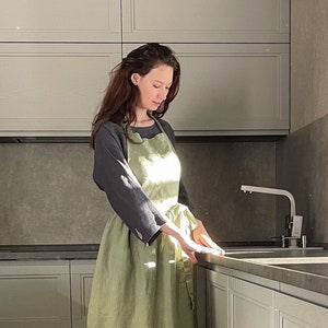 Linen Apron/ Agata -1 / Kitchen/ Garden/ Cooking/ Organic Linen/ Women&#39;s Clothing/ Linen Clothes/ Homestyle