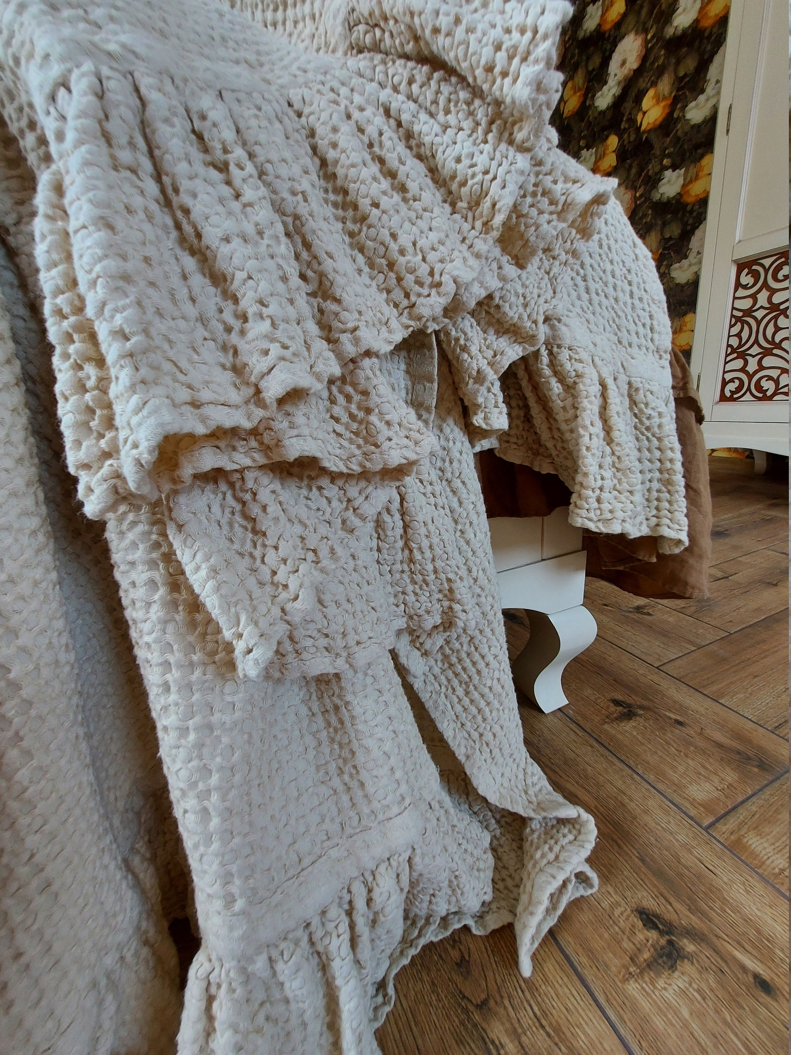 Linen Ruffle Blanket/ Waffle Throw/ Organic Linen/ Bedspread/ Etsy
