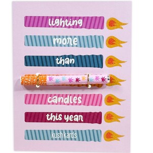 Bougies d'anniversaire, carte de voeux d'anniversaire stoner avec pipe, 420 cartes de voeux, KushKards | Cadeaux pour stoner | Accessoires pour stoner