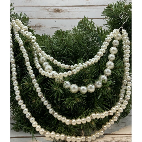 D. Stevens Five Strand Pearl Garland