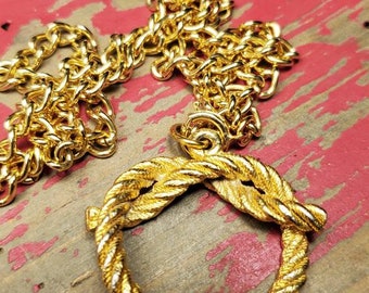 Vintage gold chain and pendant
