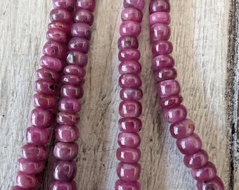 RUB02 Ruby beads 2-Strands