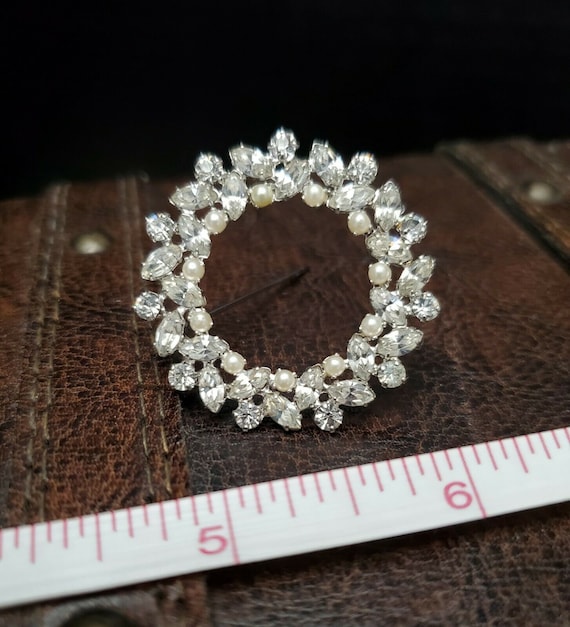 Vintage Pearl And Crystal Brooch - image 1