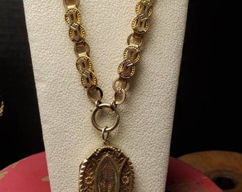 Victorian etruscan revival locket