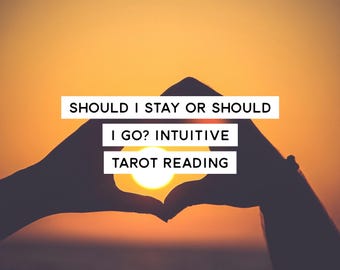 Lectura de Tarot sobre Relaciones: Guía Intuitiva para Quedarse o Irse