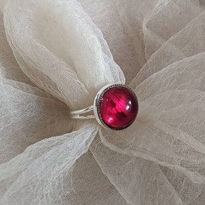 handmade vintage red lucite button silver cocktail ring vampire blood goth gothic drag queen round formal party costume disco New Year Eve