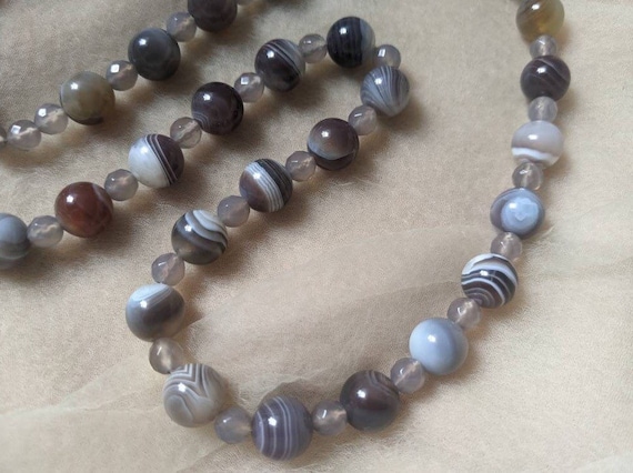vintage gray white brown banded colorful agate ca… - image 1