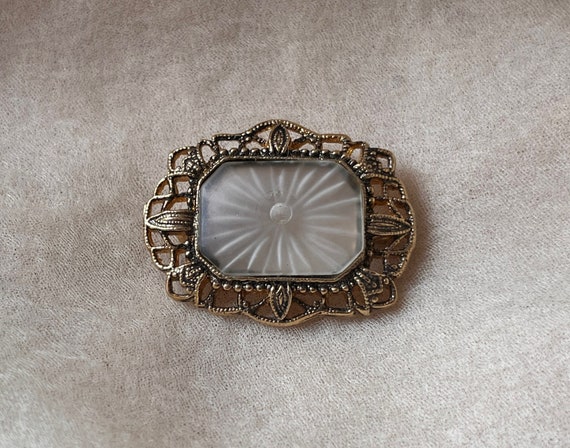 vintage smokey gray glass pin ornate brooch Victo… - image 1