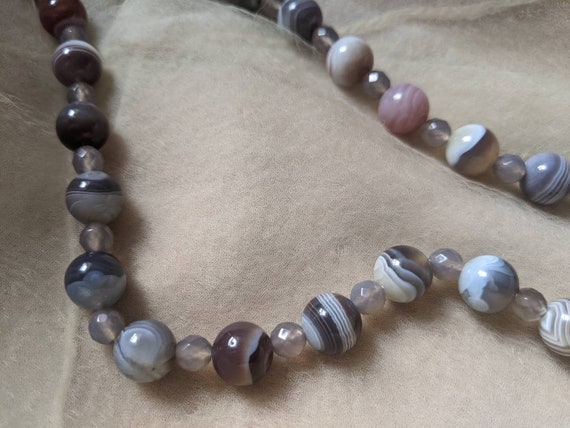 vintage gray white brown banded colorful agate ca… - image 6