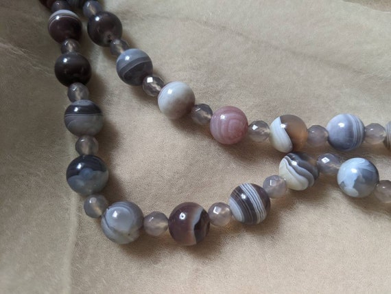 vintage gray white brown banded colorful agate ca… - image 7