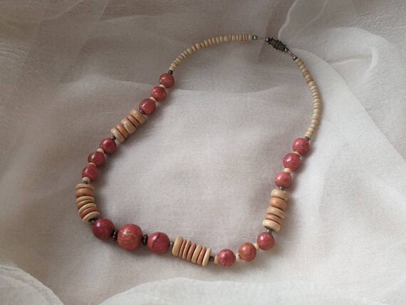 vintage mid-century red coral wood mix bead neckl… - image 2