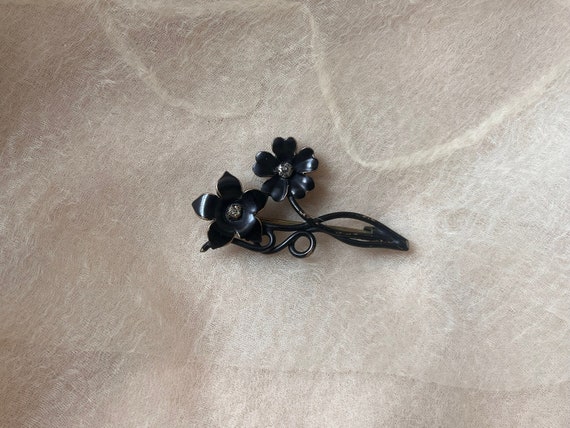 antique ornate black floral flower reeds brooch p… - image 2