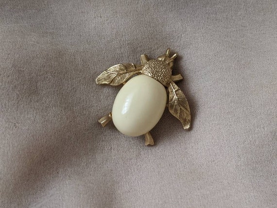 vintage bee cicada insect brooch pin cream gold o… - image 5