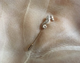 vintage white enamel seahorse gold seashell shell mermaid ocean beach brooch costume minimalist wedding bride mother bridal stick pin men's