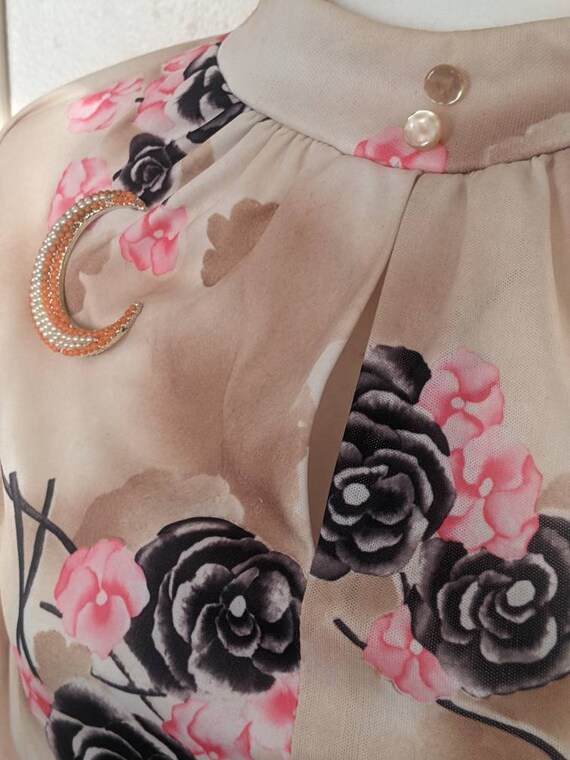 Tokoname Ware Teekanne 'Tomisen' – 270 Ml, Schwarz-rosa Kirschblüten-Muster, Mit Abnehmbarem Sieb