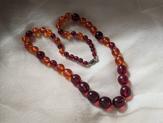 vintage Bakelite plastic translucent cherry juice… - image 4