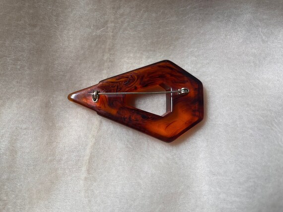 vintage Catalin Bakelite large arrowhead pin broo… - image 2