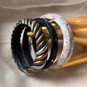 vintage set brass copper natural bovine bone horn stackable bangle bracelet retro carved boho rustic nature hippie witch halloween costume