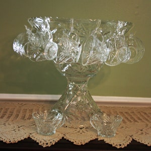 Anchor Hocking Vintage Clear 26-piece Punch Bowl Set, Bowl