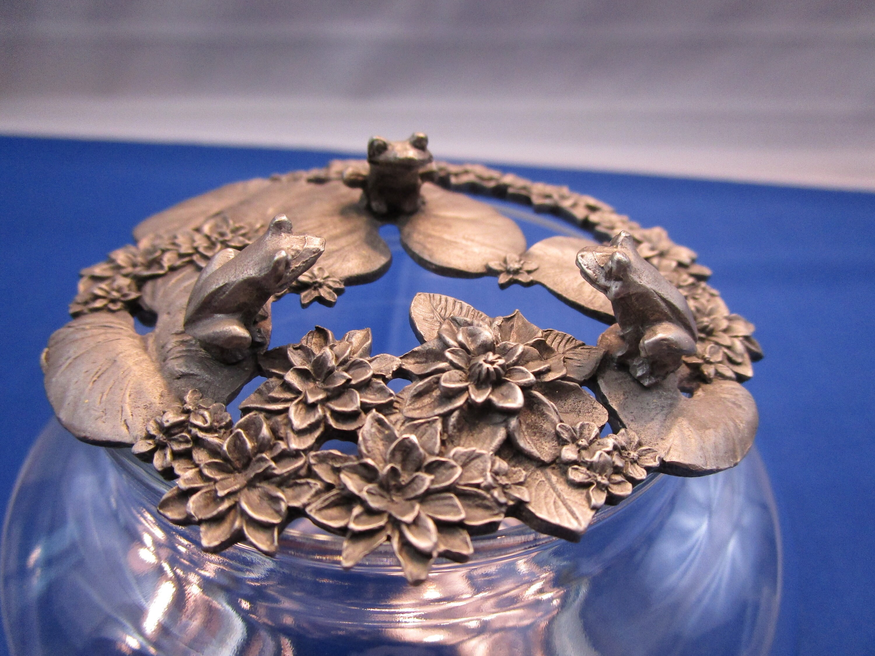 Vintage Potpourri Jar with Rawcliffe Lilly Pad and Frog Pewter Lid Home