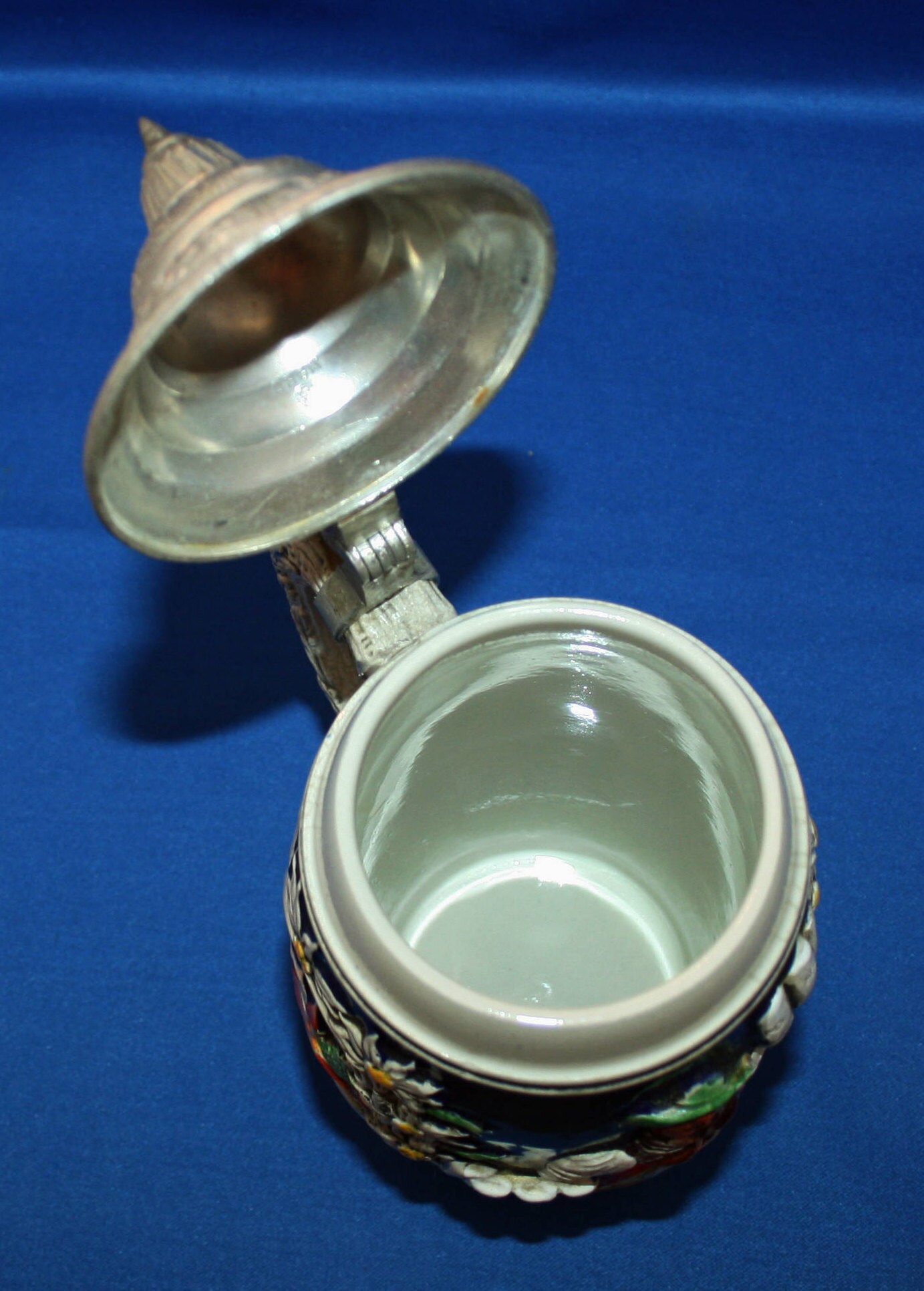 Vintage Gerz Barmaid Country Scenes German Beer Stein Made in Germany