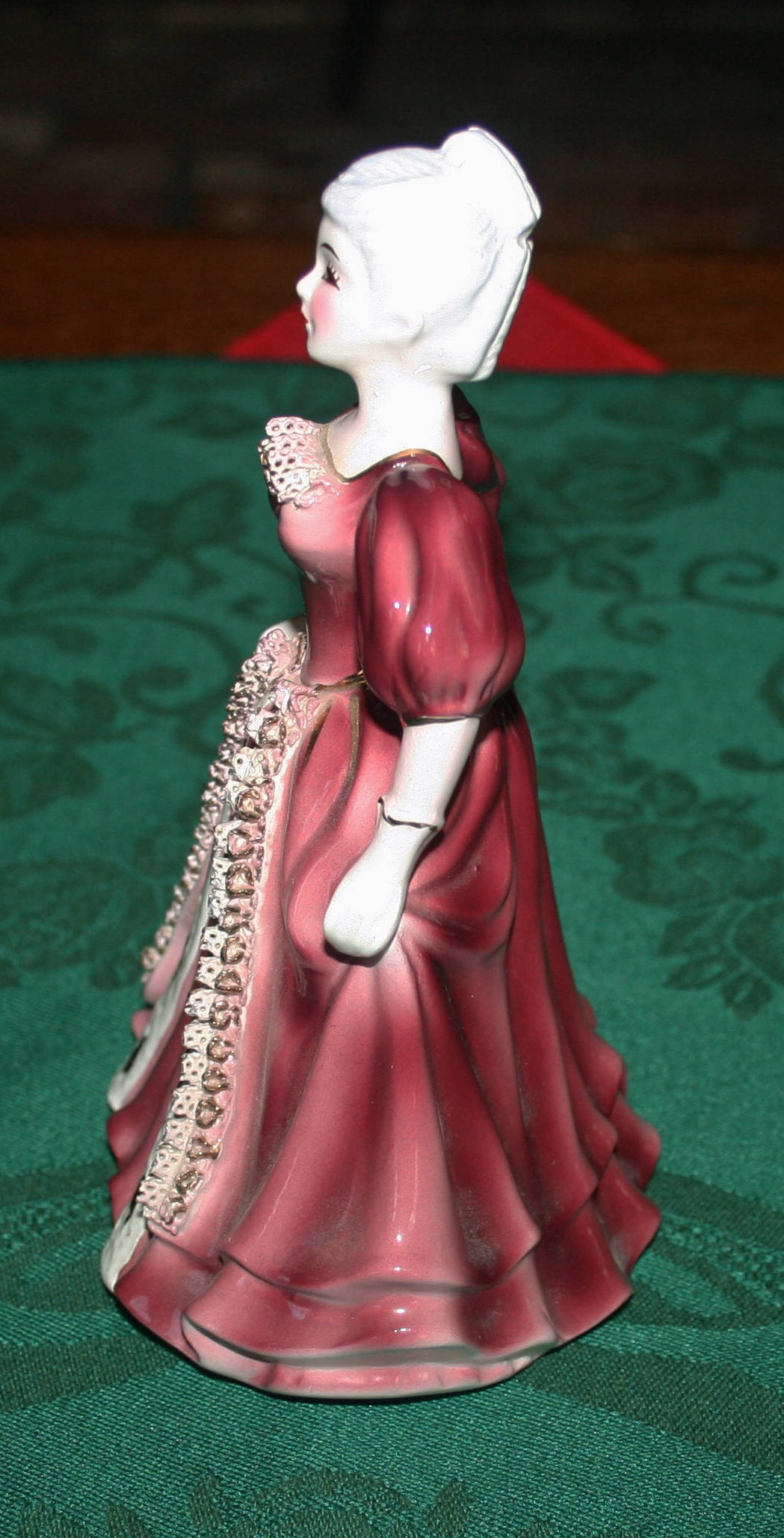 Vintage Napco Lady Barbara Figurine A2625 Wine & Gold Collectible