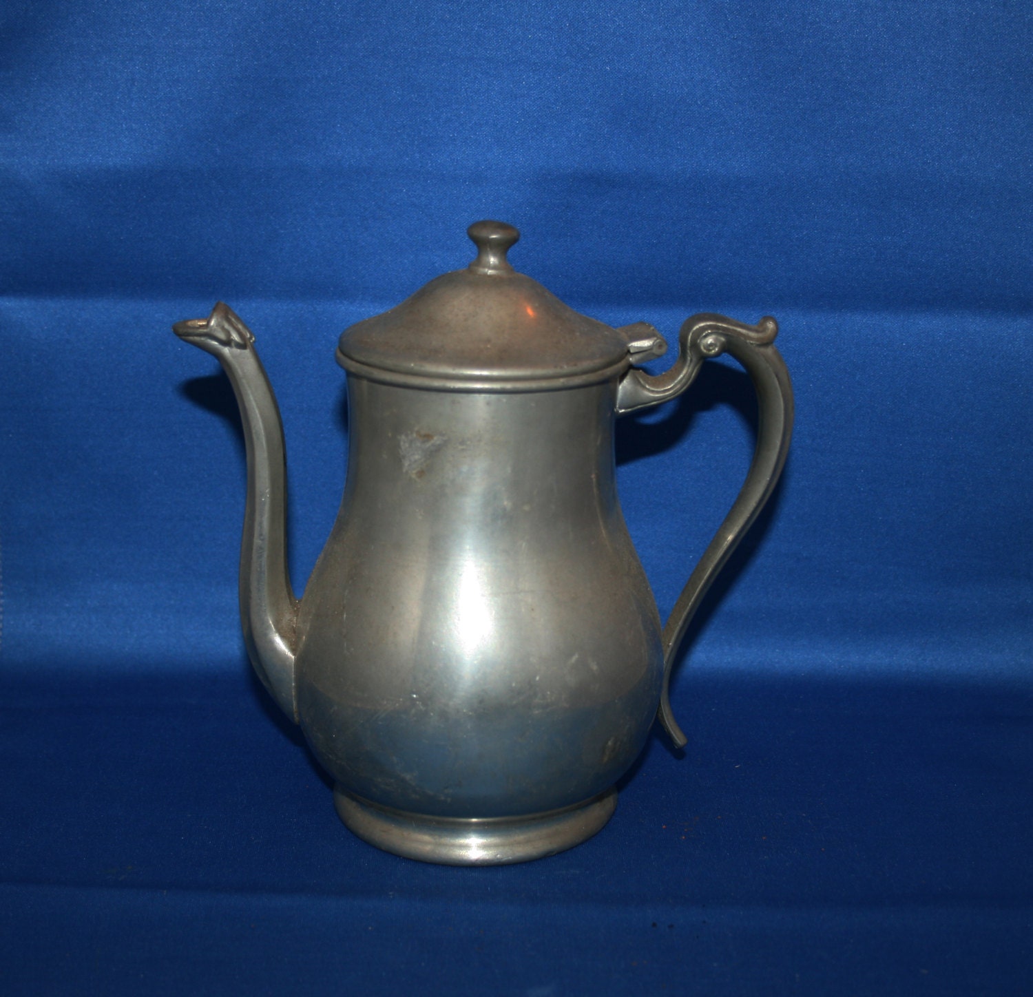 Vintage Pewter Coffee Pot Teapot Genuine Pewter circa 1920’s Coffee