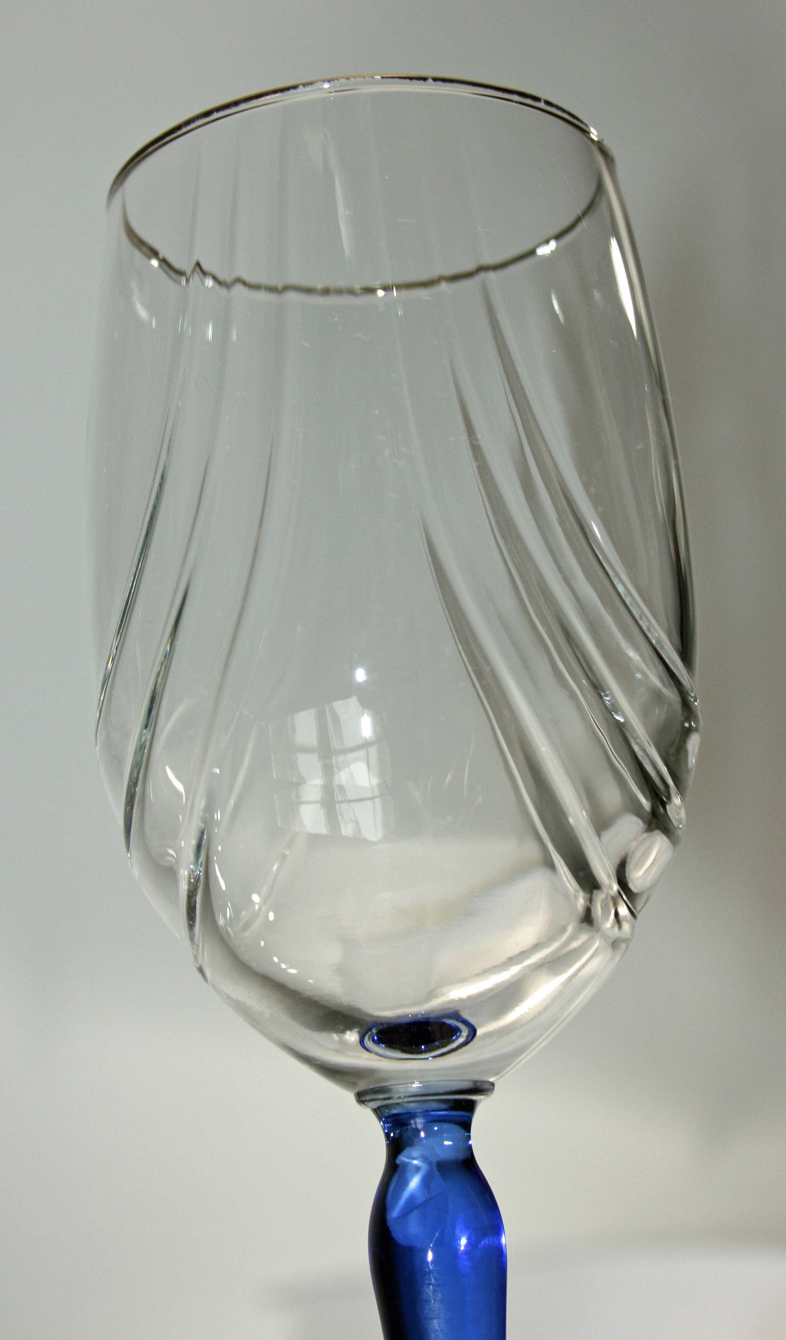 Vintage Lenox Crystal Blue Stemmed Gold Rimmed Wine Glasses Set of 4 