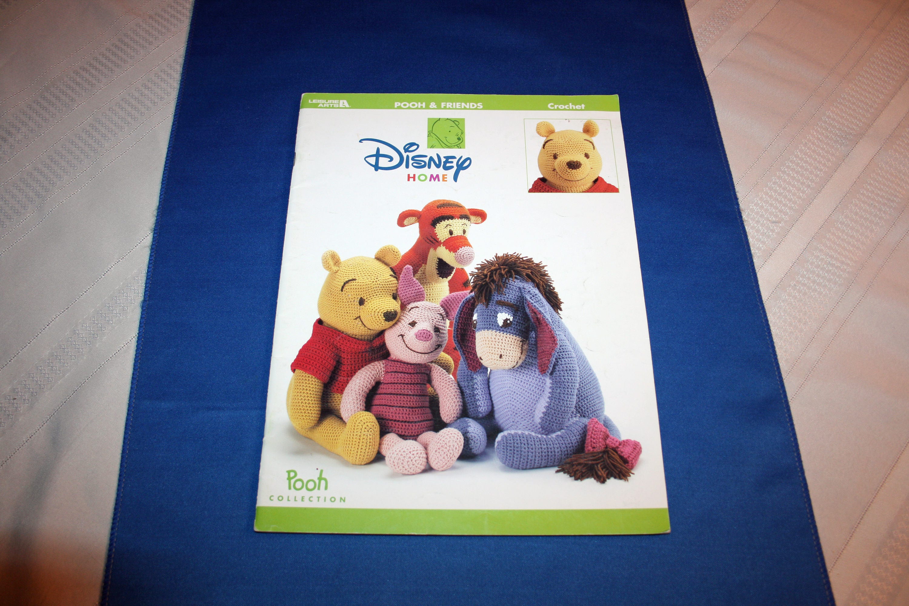 Pooh & Friends Disney Home Leisure Arts 3262 Crochet Pattern Book Crocheting Winnie the Pooh