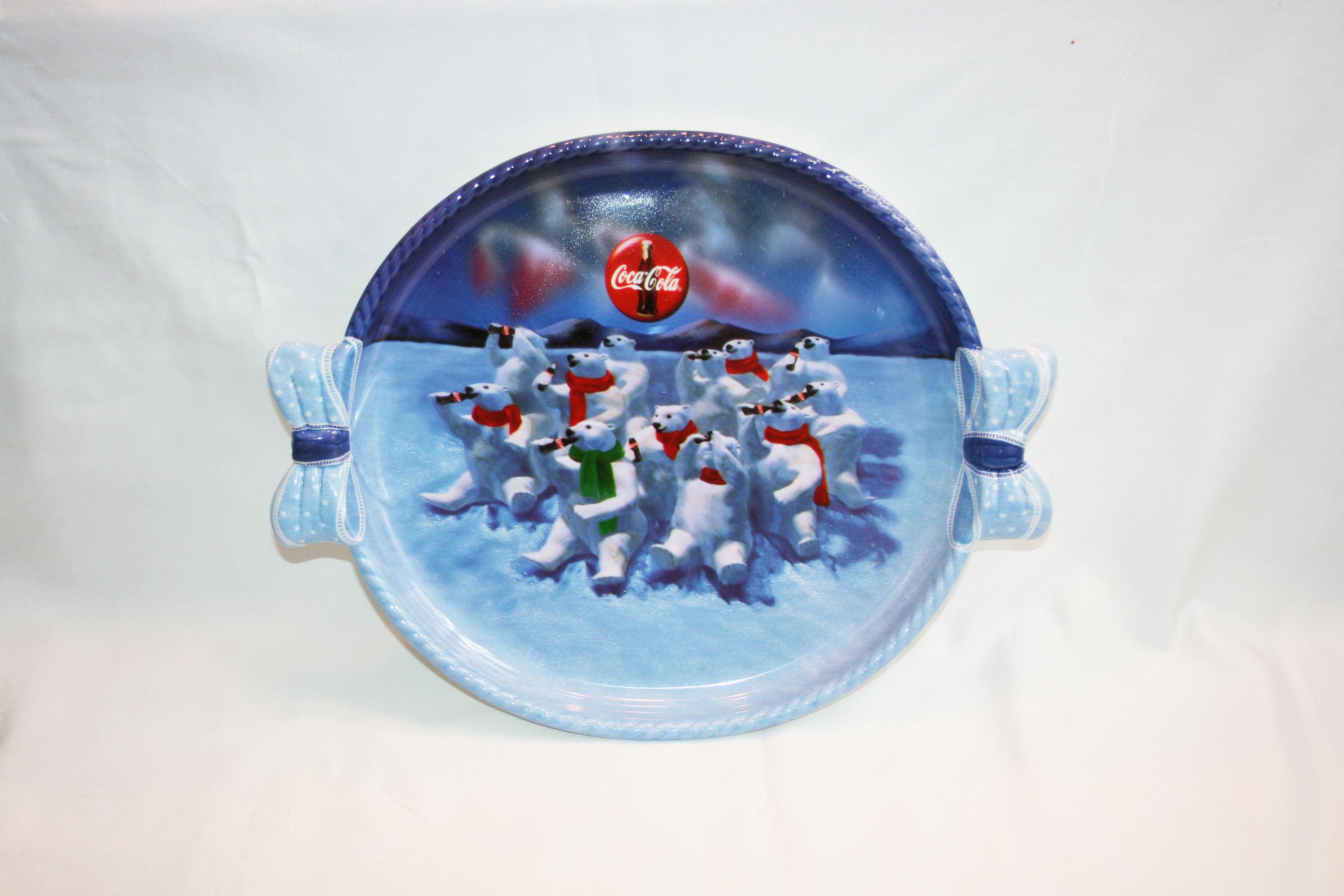 Coca Cola Christmas Polar Bear Plastic Serving Tray with Bow Coca Cola Christmas Polar Bear Plastic Serving Tray with Bow