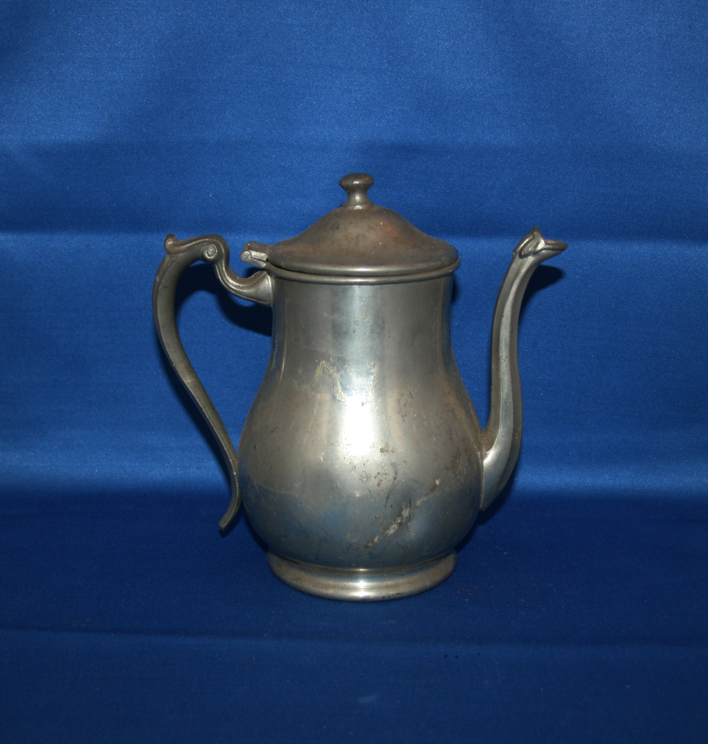 Vintage Pewter Coffee Pot Teapot Genuine Pewter circa 1920’s Coffee