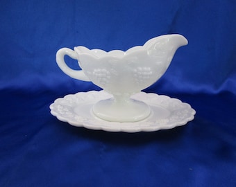 Vintage Gravy Boat with Underplate Signed Westmoreland Milk Glass Paneled Grape Sauce Pitcher Saucier & Plate Scalloped Plate Stamped WG