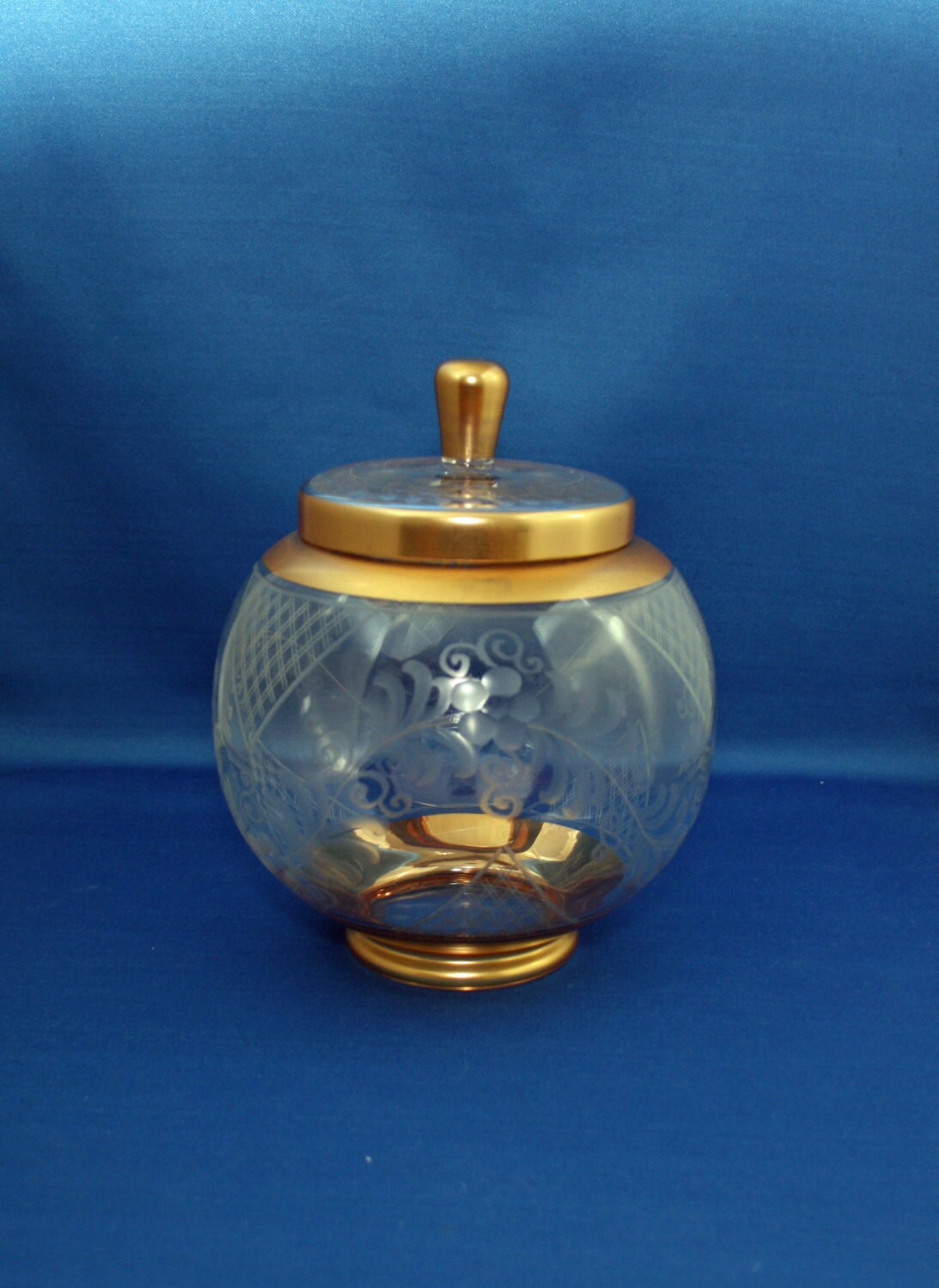 Download Antique Etched Apothecary Jar Glass 7 inch Lidded Ball ...