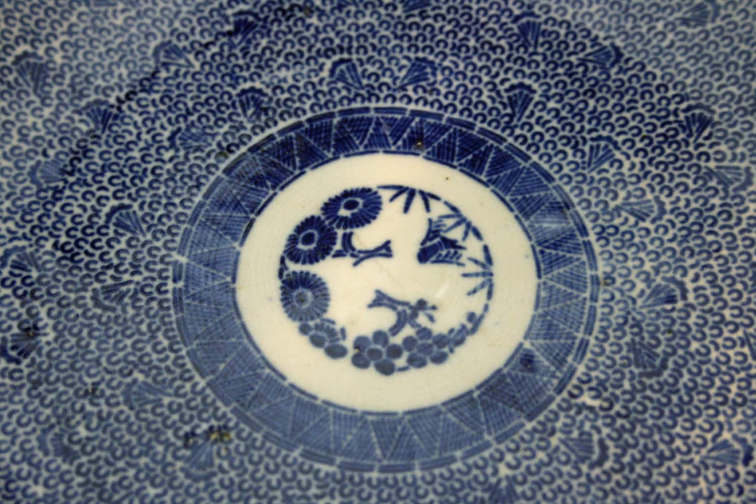 Antique Japanese Imari Edo Era Blue White Chintz Sometsuke Plate Oriental Blue and White Edo
