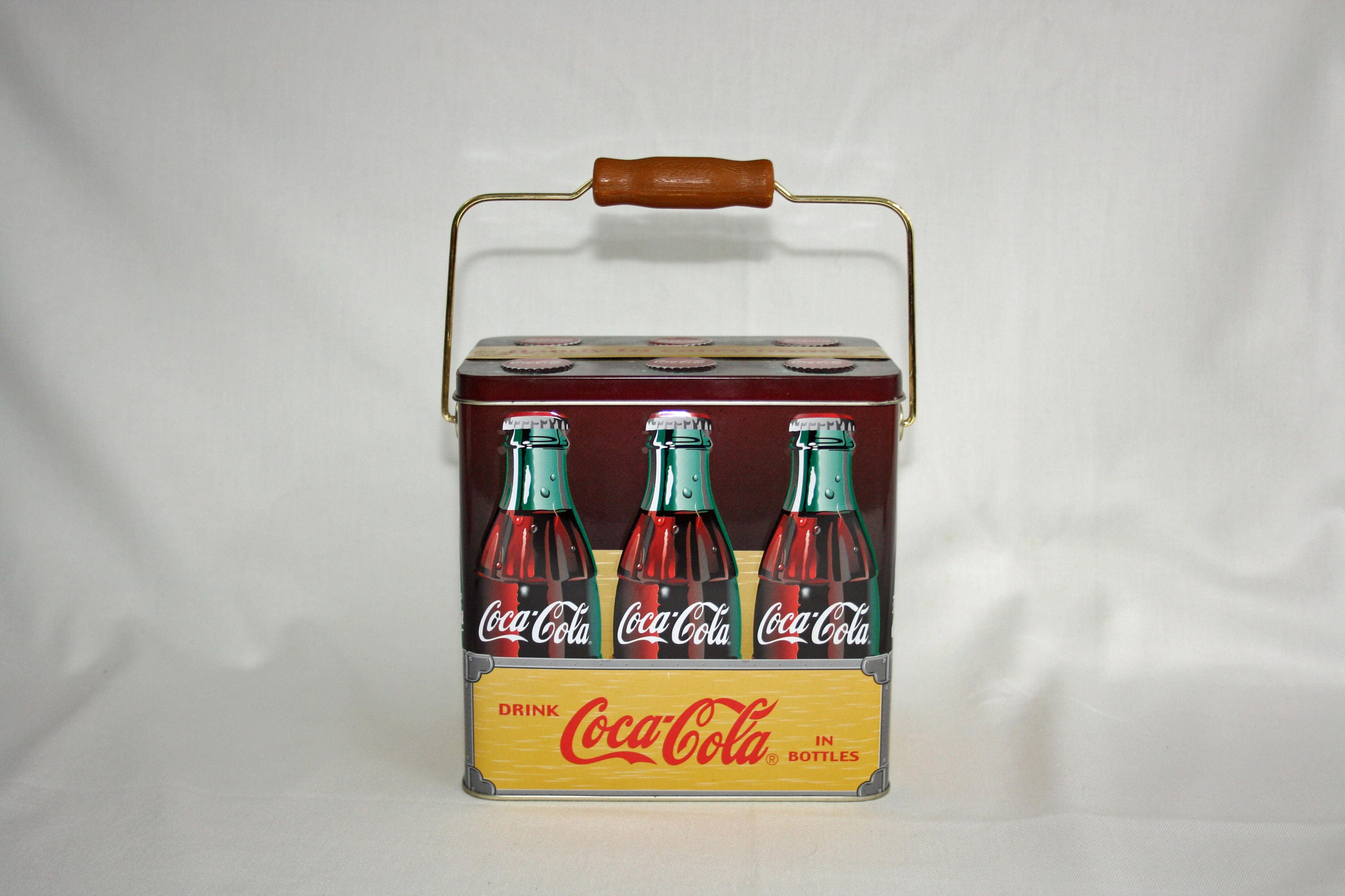 vintage-coca-cola-bottle-carrier-collector-s-tin-with-wood-handle