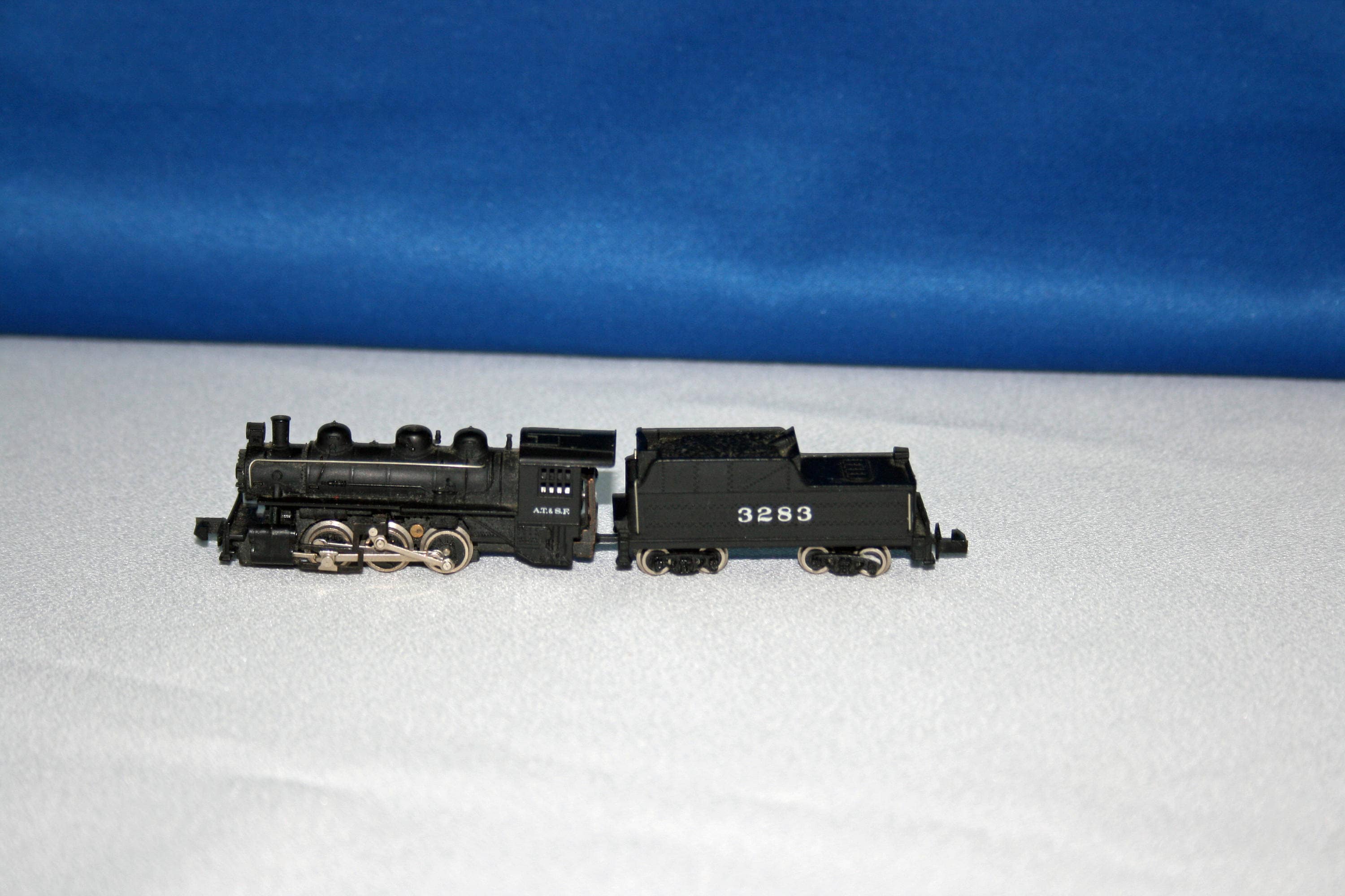 Vintage Bachmann Model Train N Scale A.T. & S.F. 262 Prairie Engine