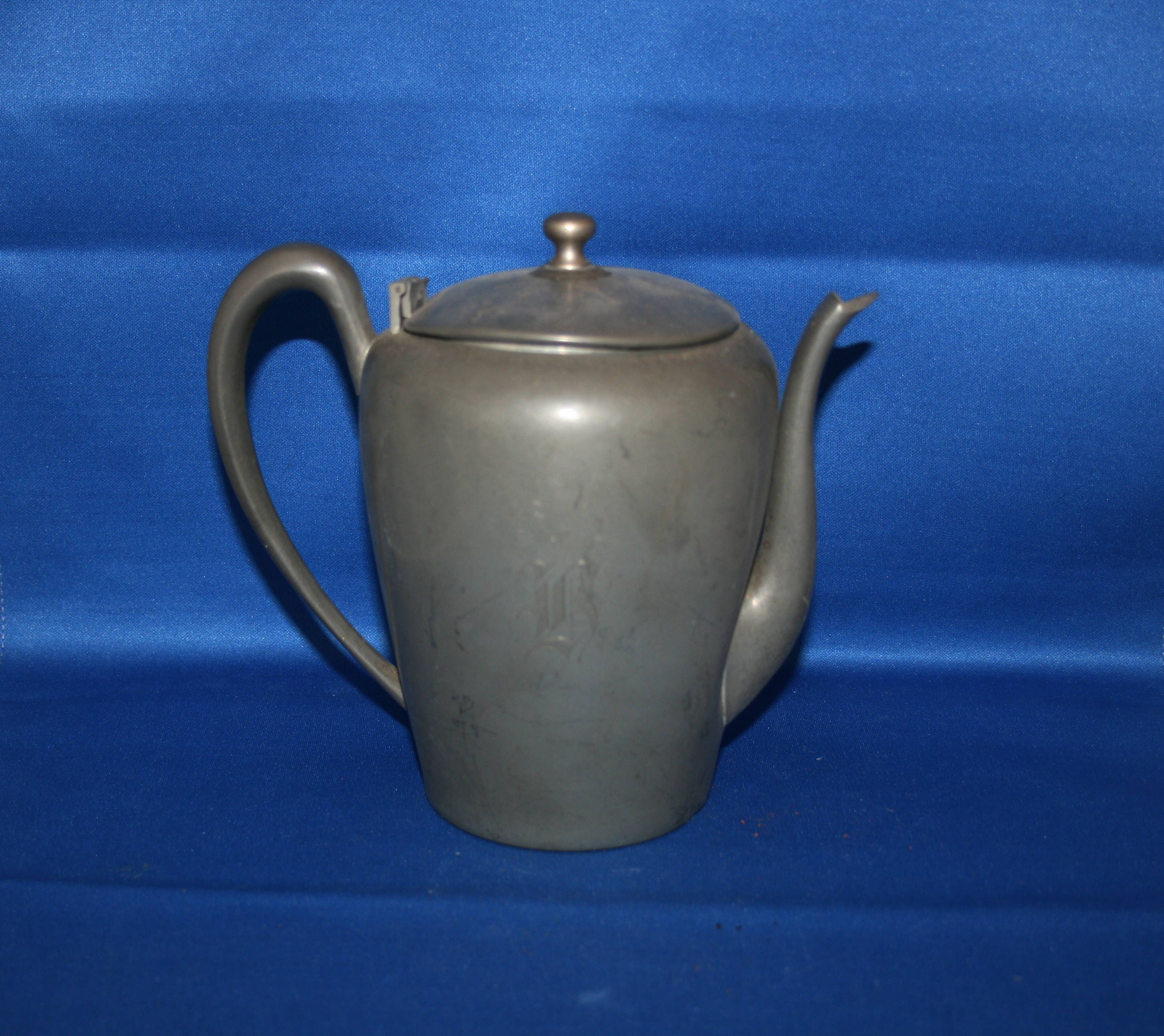 Vintage Pewter Teapot and Coffee Pot. Set of Two Beautifully Detailed –  Anything Discovered